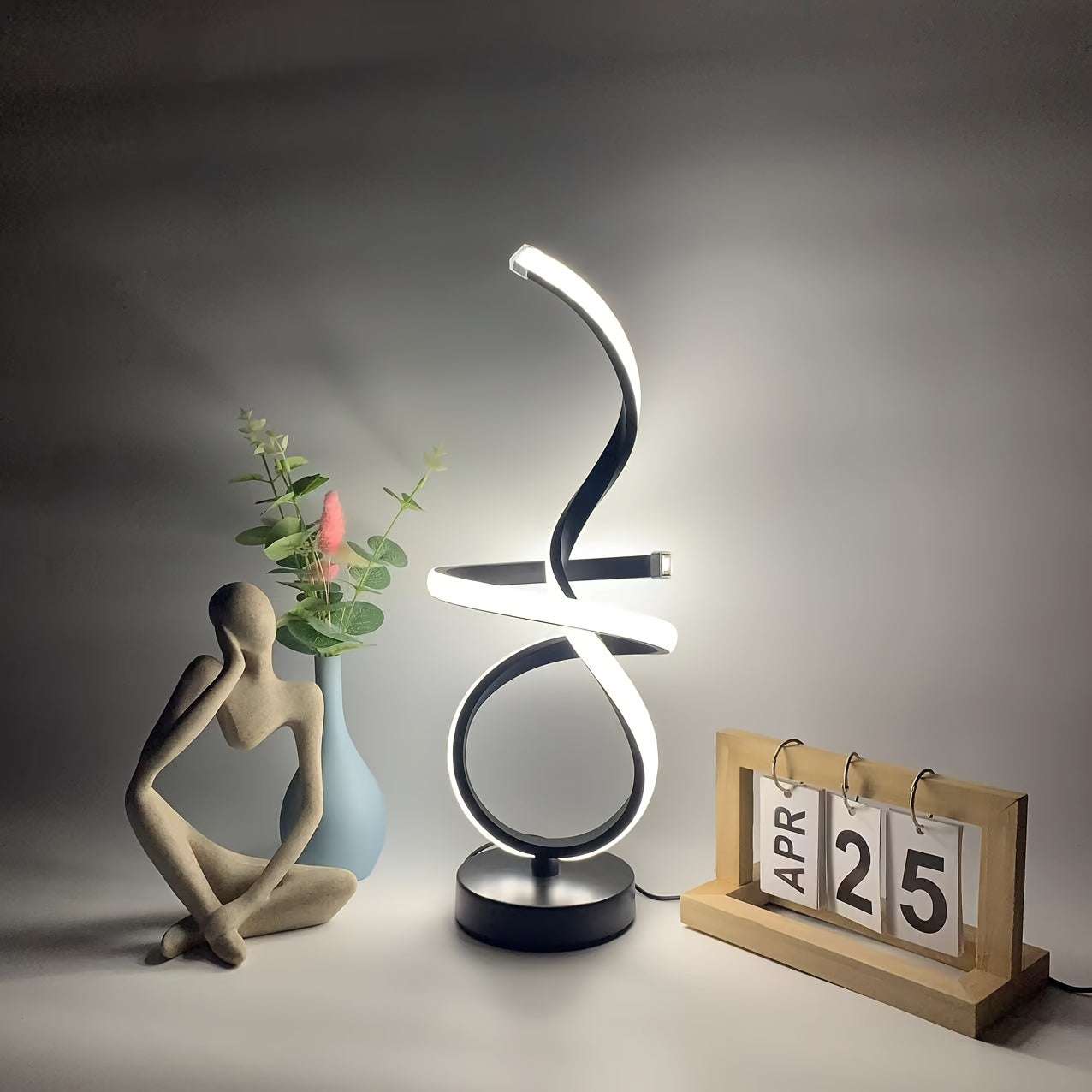 Luminária de Mesa Elouane Larvivaz