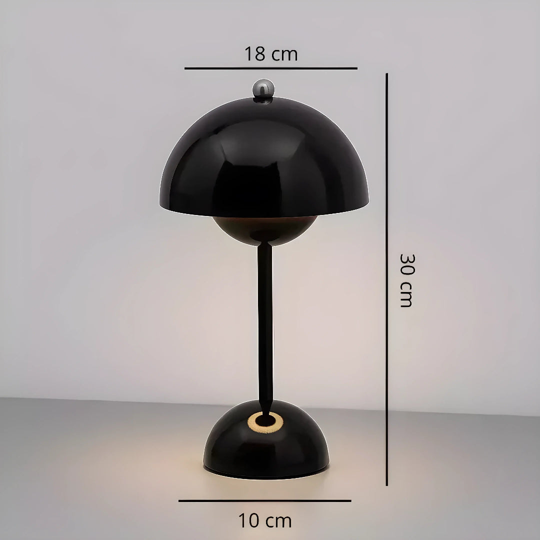 Dimensões da luminária de mesa Aurora Ébano Preta Larvivaz: 30 cm de altura por 18 cm de diâmetro, design em formato cogumelo.